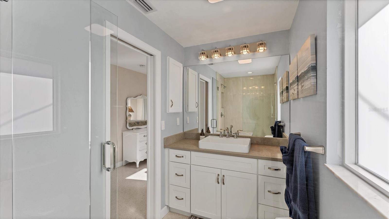 CAPE HAZE RE - Residential