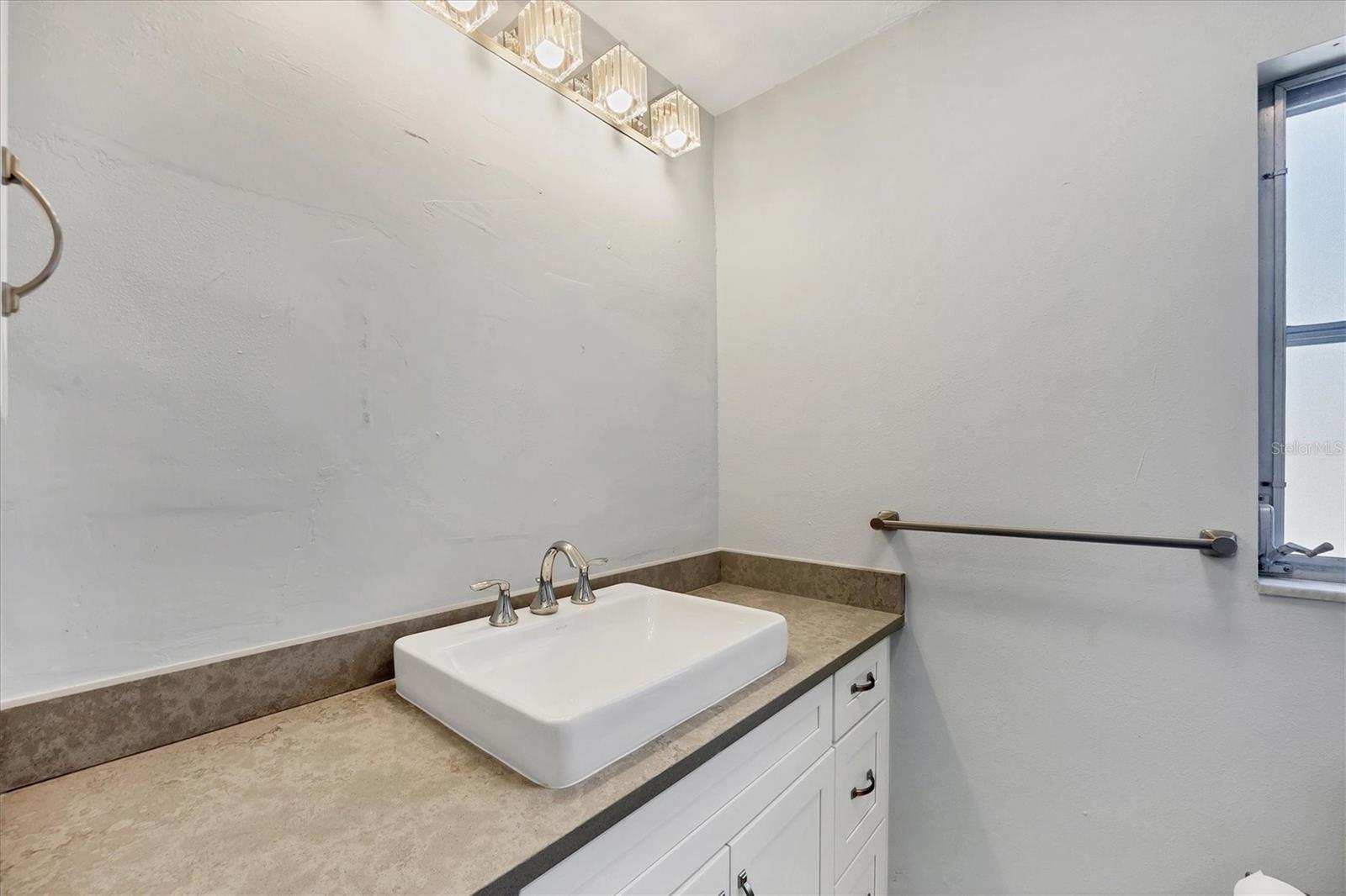 CAPE HAZE RE - Residential