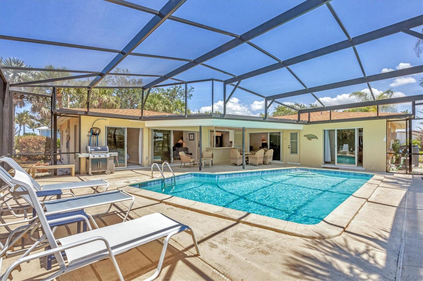 CAPE HAZE RE - Residential