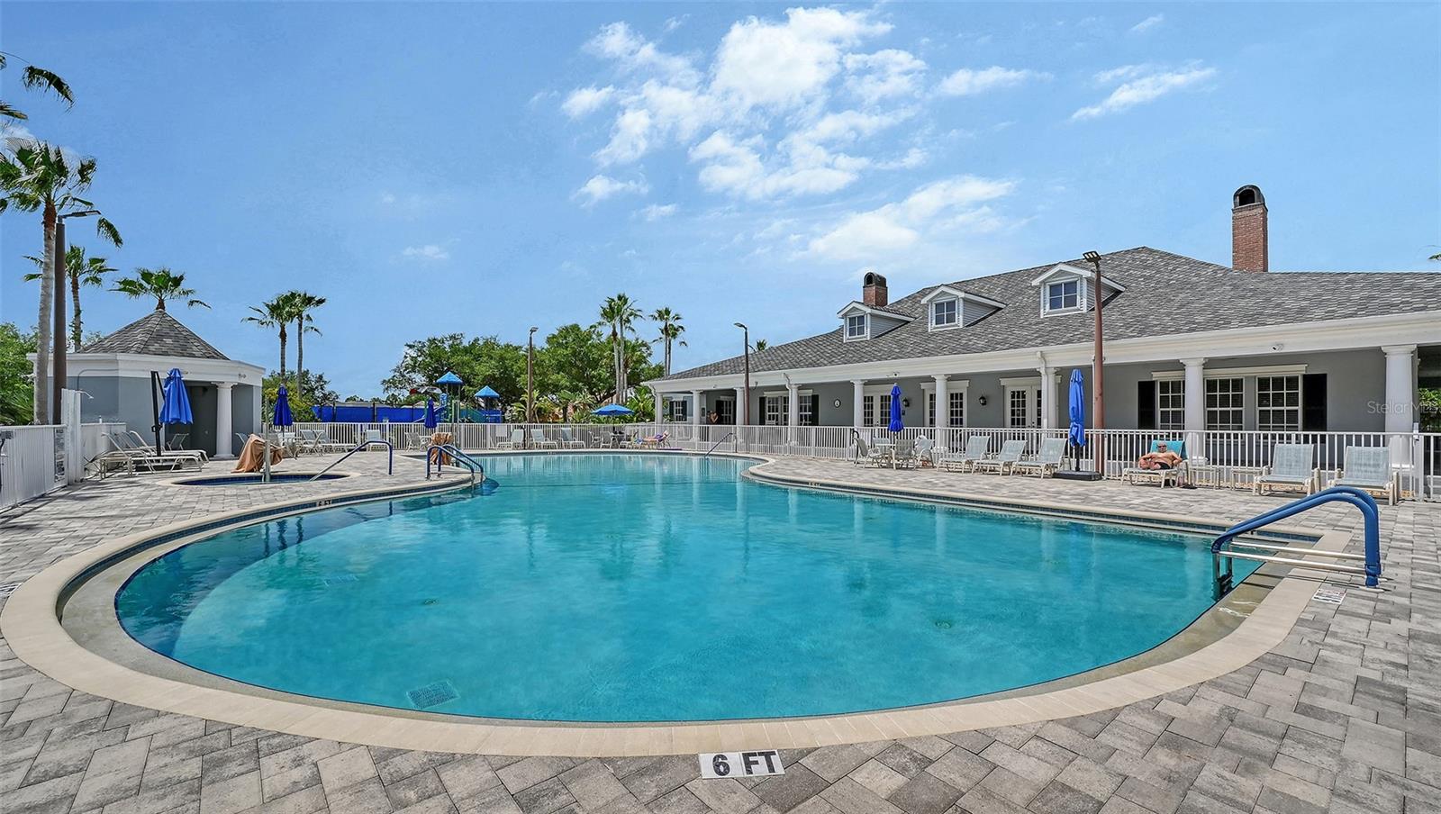 TOWNS AT LAKESIDE - Residential