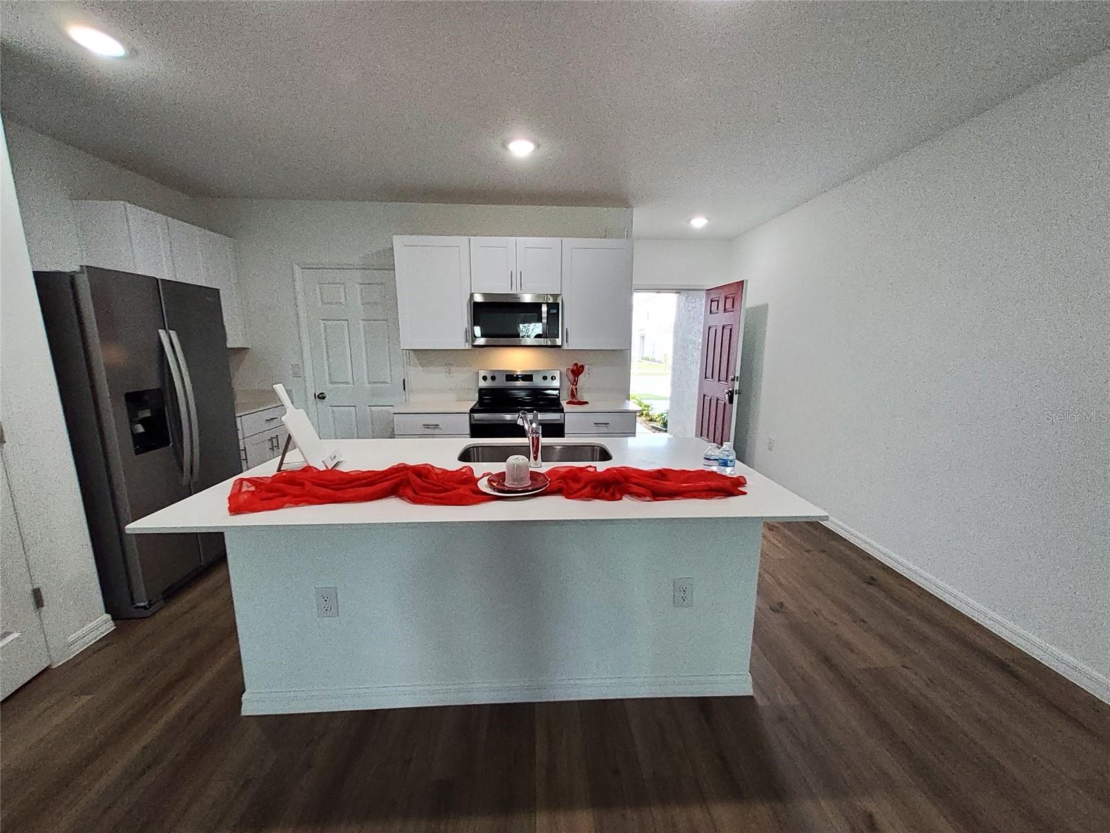 CONGDON TOWHOMES PH 1 & 2 - Residential Lease