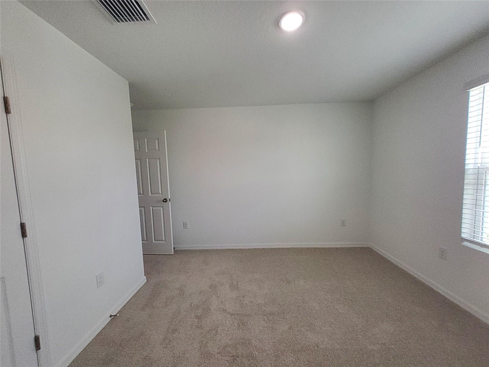 CONGDON TOWHOMES PH 1 & 2 - Residential Lease