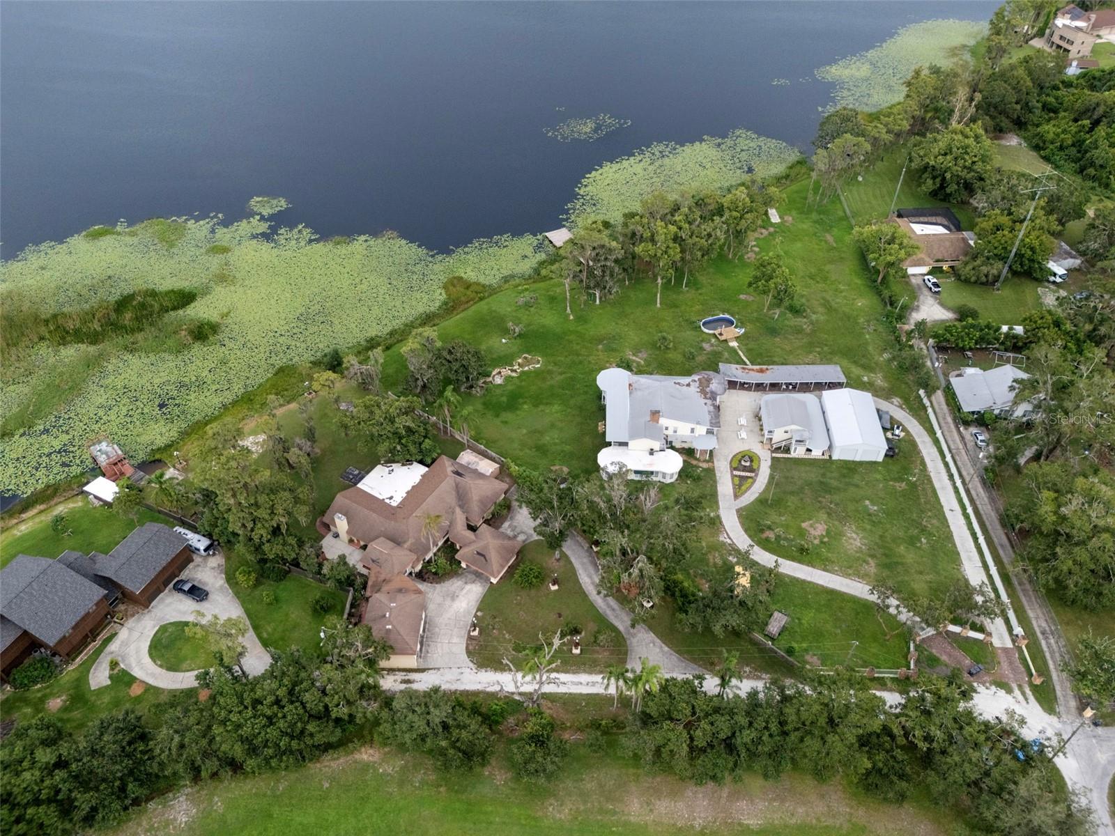 228 LAKESIDE DRIVE