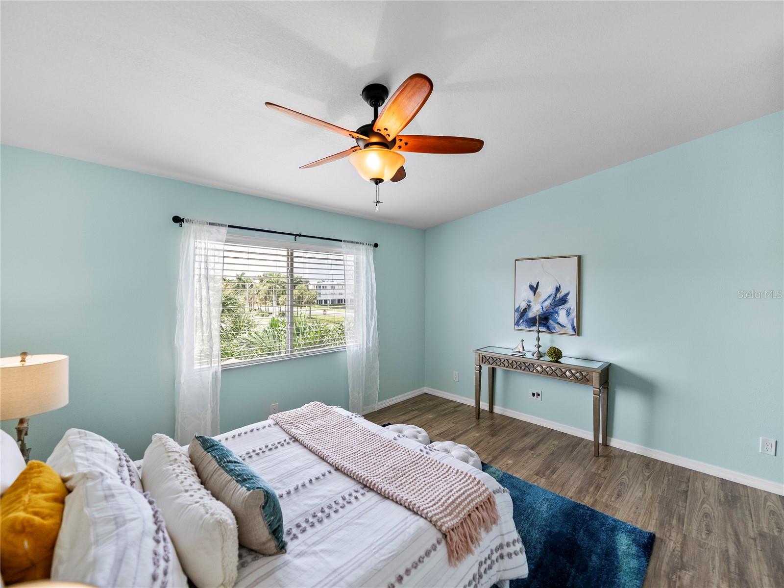 PALMS OF TIERRA - Residential