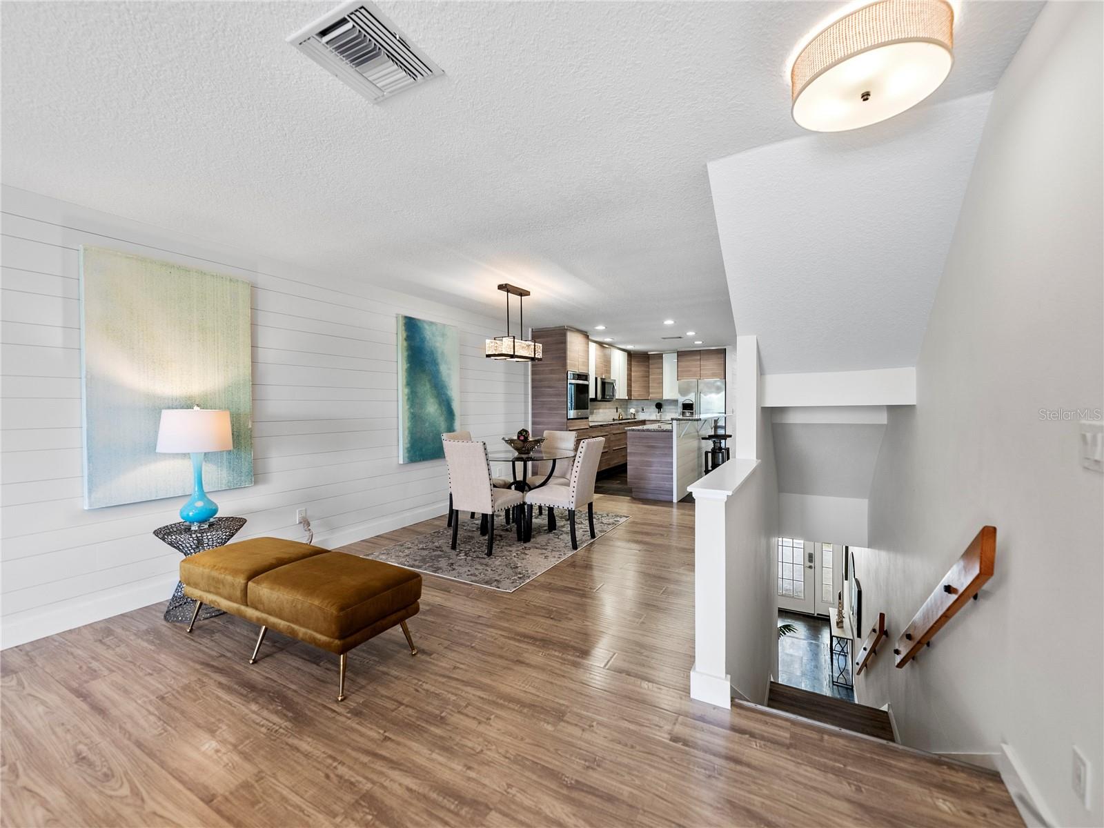 PALMS OF TIERRA - Residential