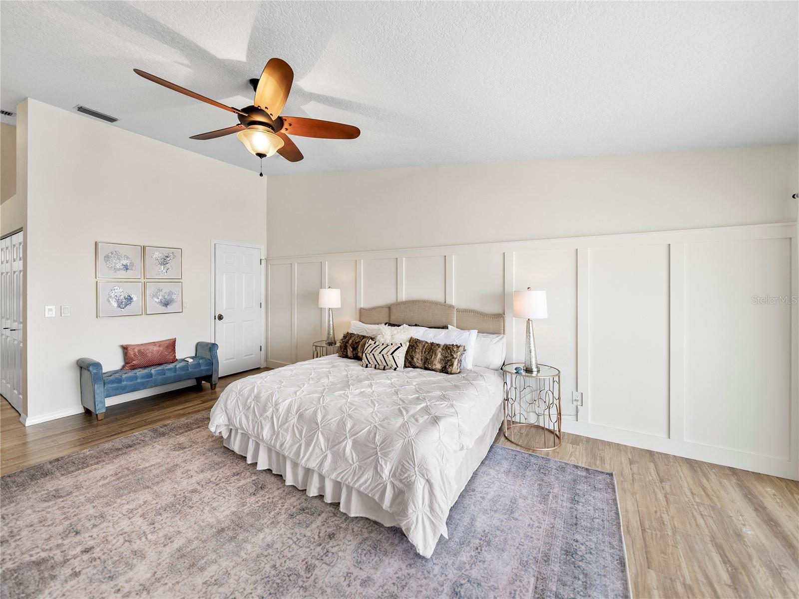 PALMS OF TIERRA - Residential