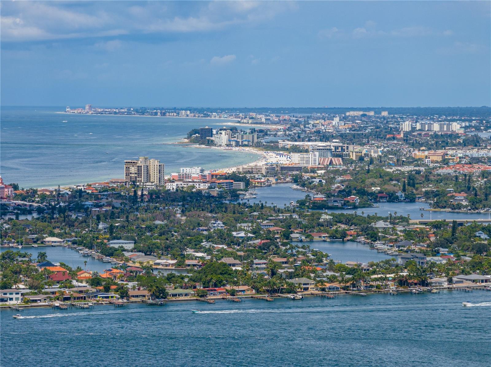 PALMS OF TIERRA - Residential