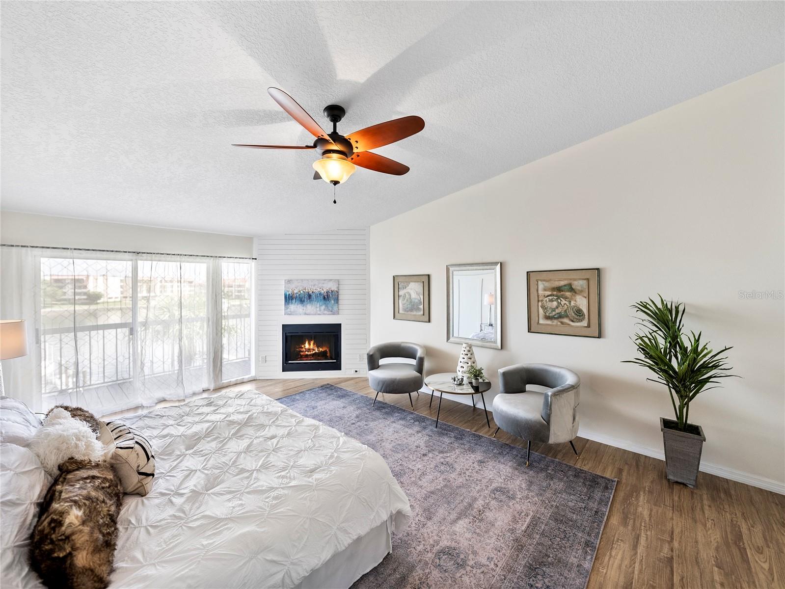 PALMS OF TIERRA - Residential