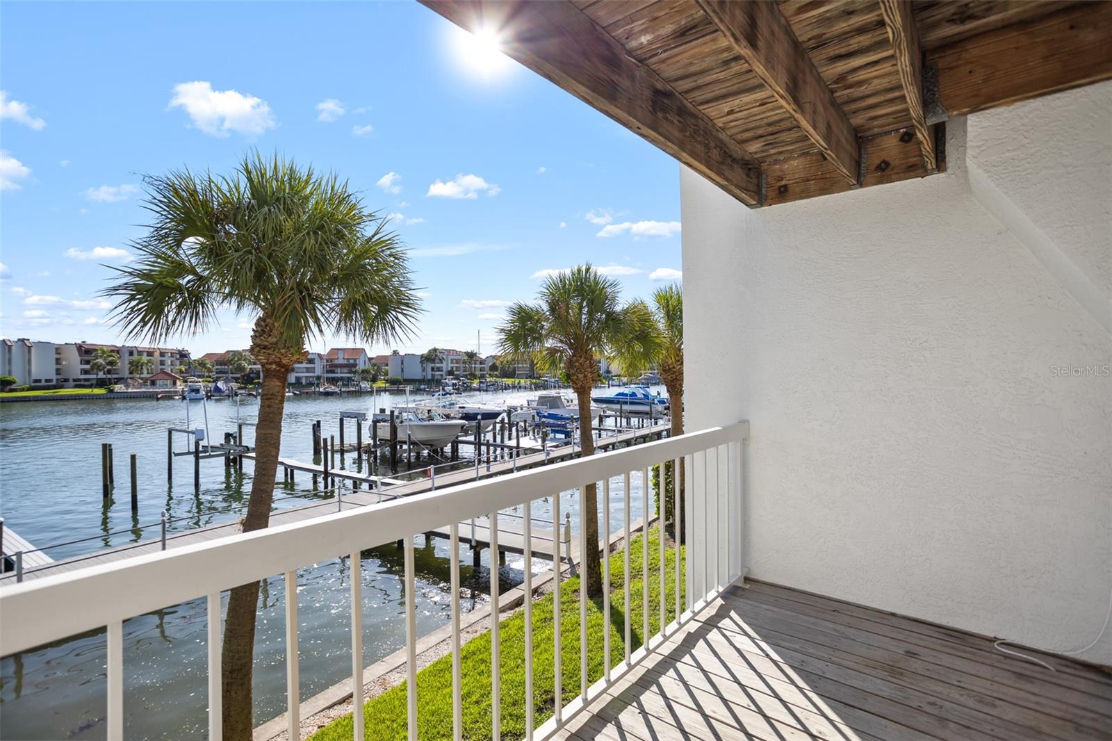 PALMS OF TIERRA - Residential