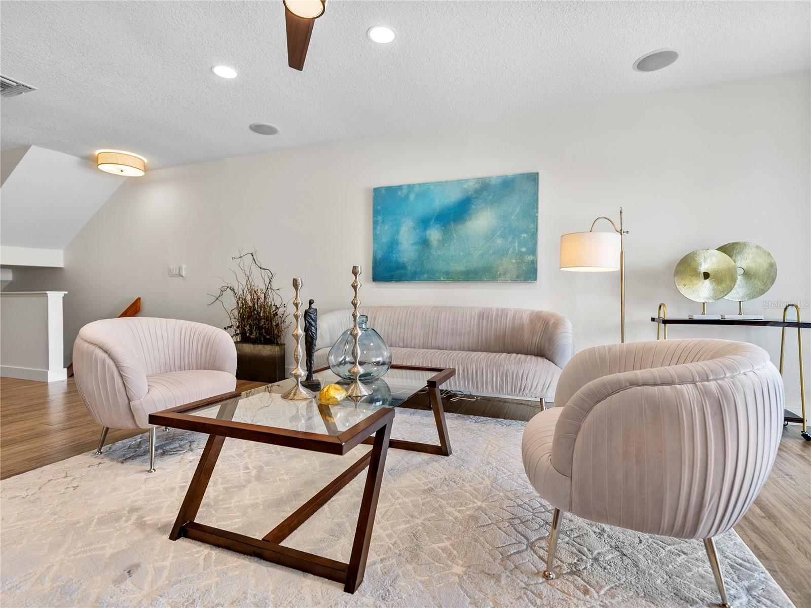 PALMS OF TIERRA - Residential