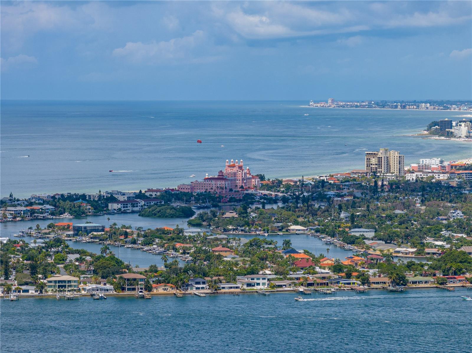 PALMS OF TIERRA - Residential