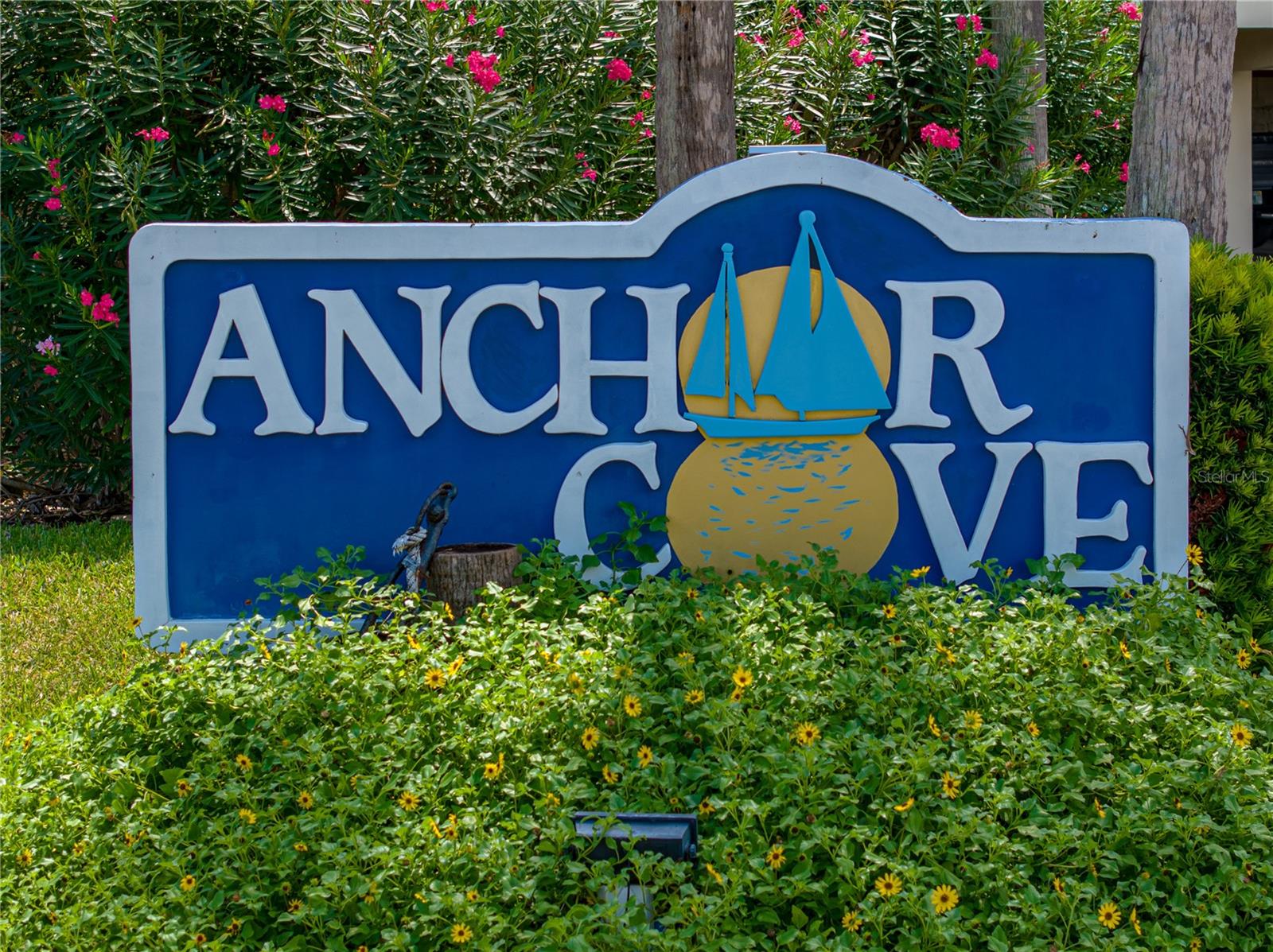 PALMS OF TIERRA - Residential