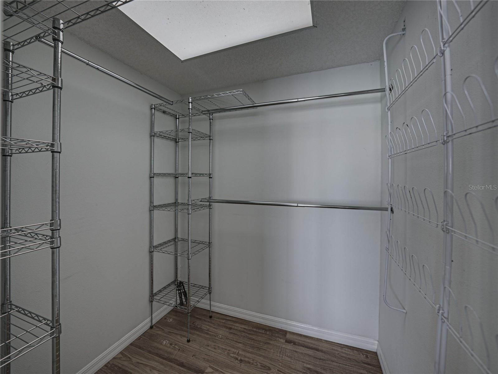 PALMS OF TIERRA - Residential