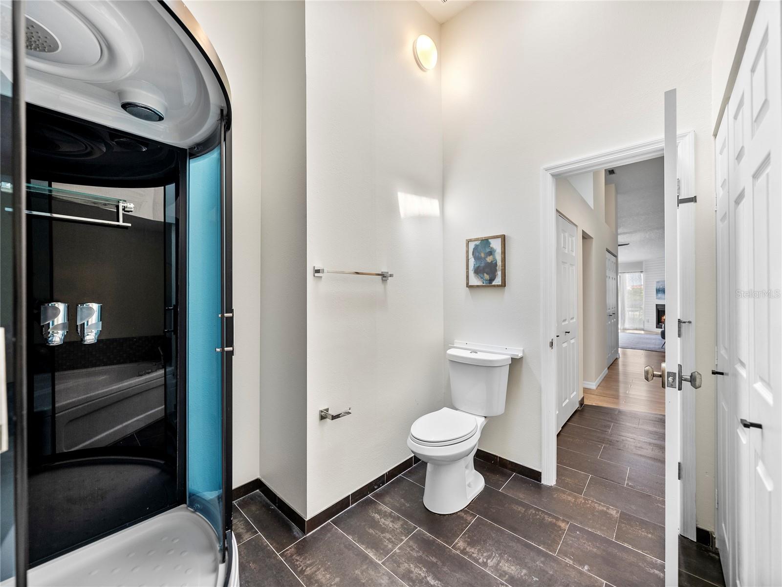 PALMS OF TIERRA - Residential