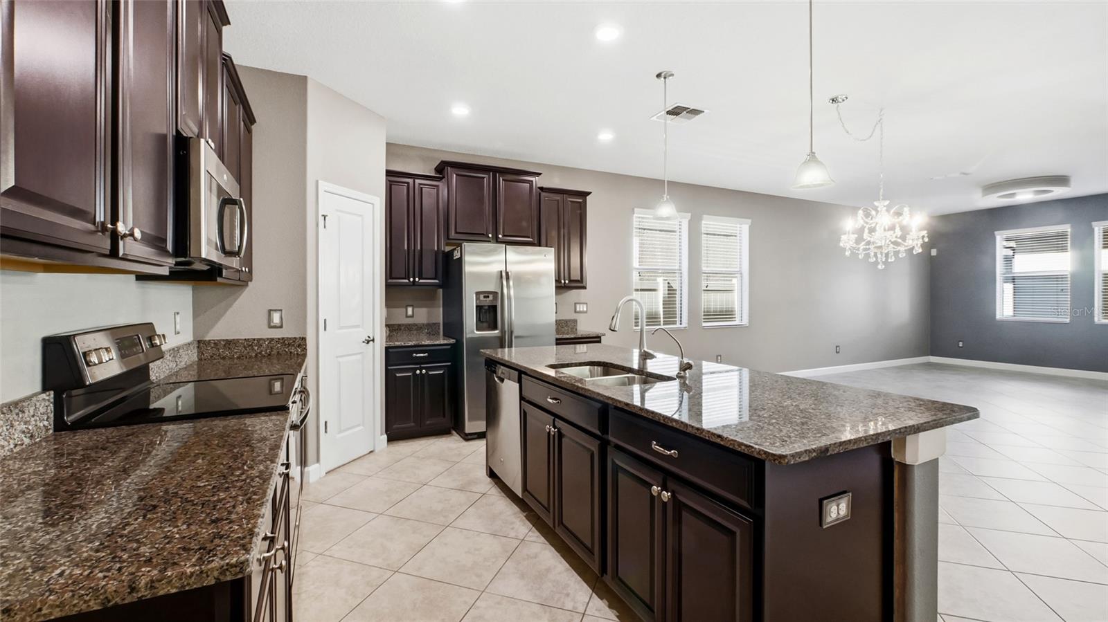 ARBORS/WIREGRASS RANCH - Residential