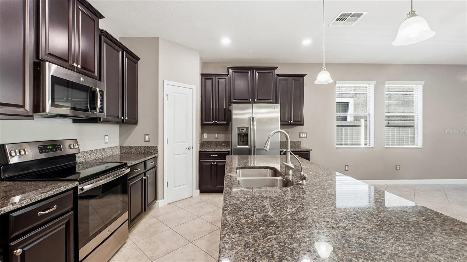 ARBORS/WIREGRASS RANCH - Residential