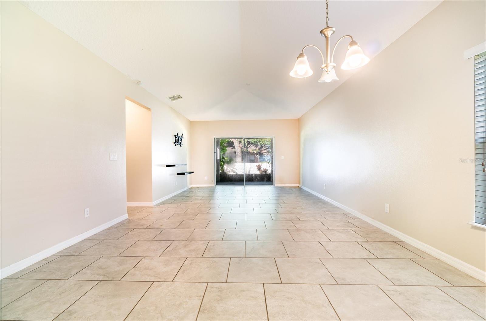 PINEWOOD GARDENS - Residential