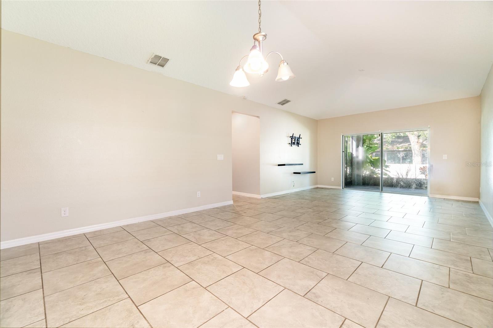 PINEWOOD GARDENS - Residential