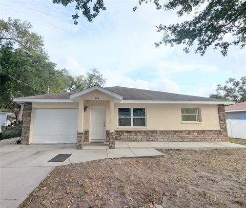 Photo of 1808 36th Avenue E, Bradenton, FL 34208 (MLS # A4692528)