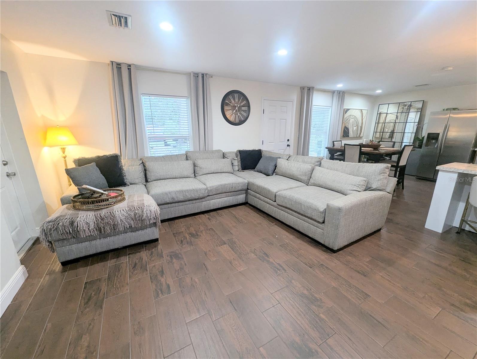 PINECREST - Residential