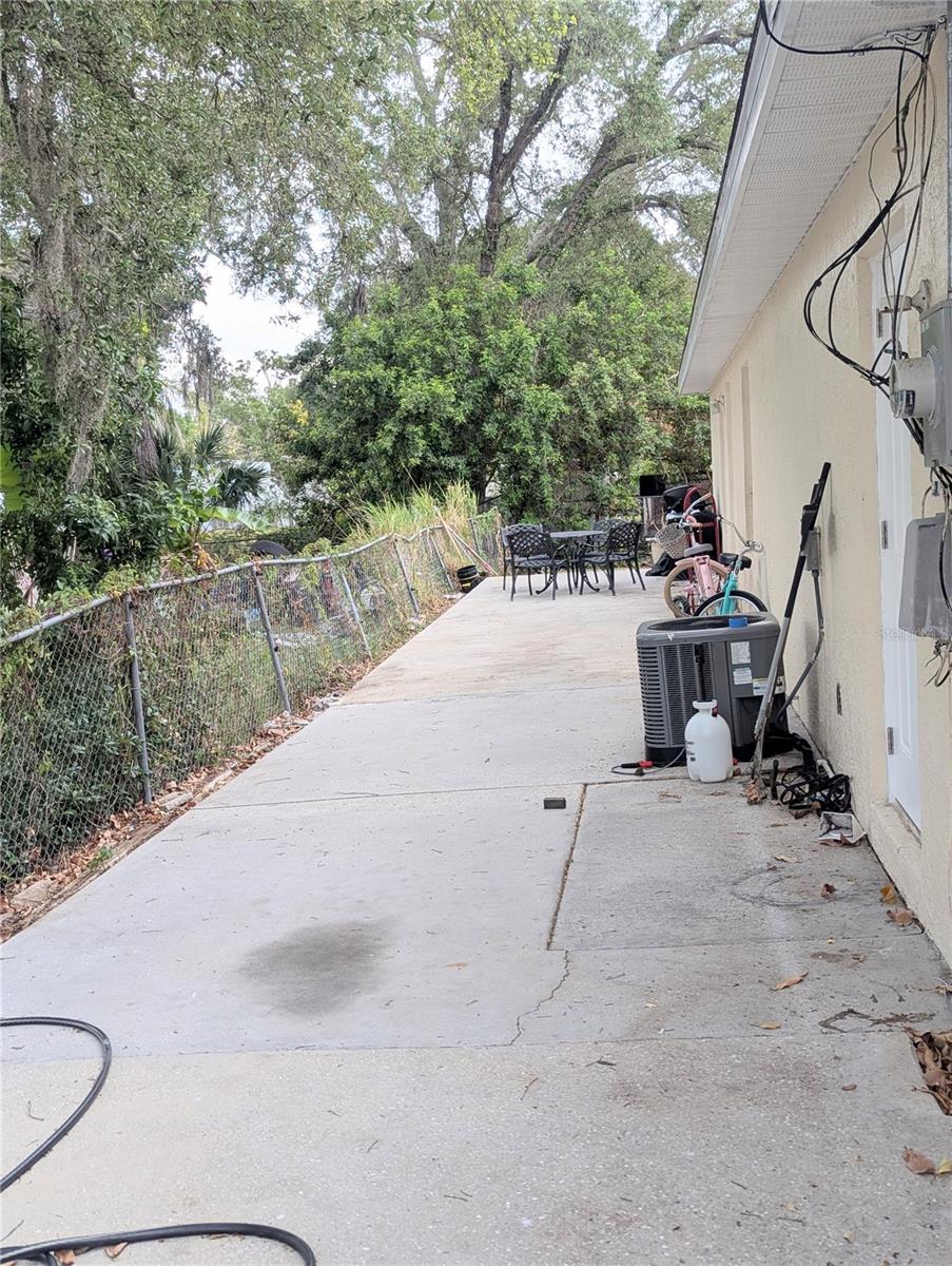 PINECREST - Residential