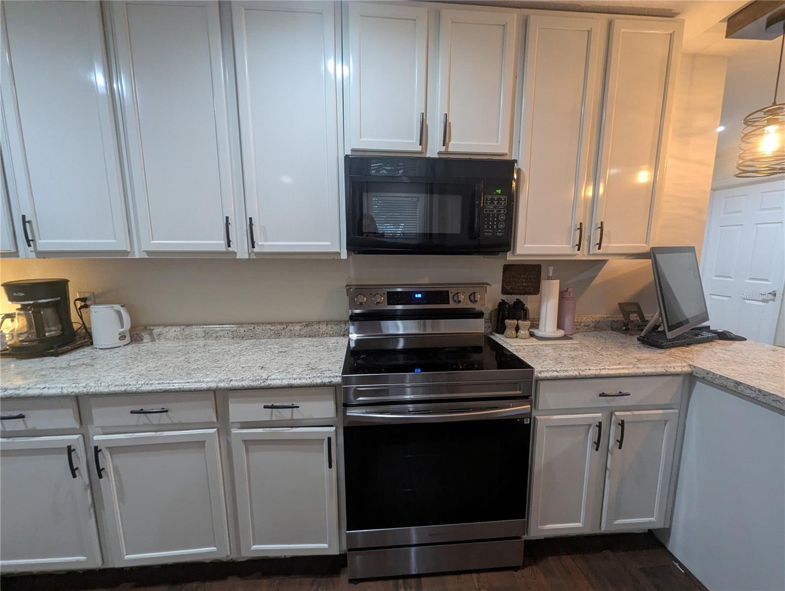 PINECREST - Residential