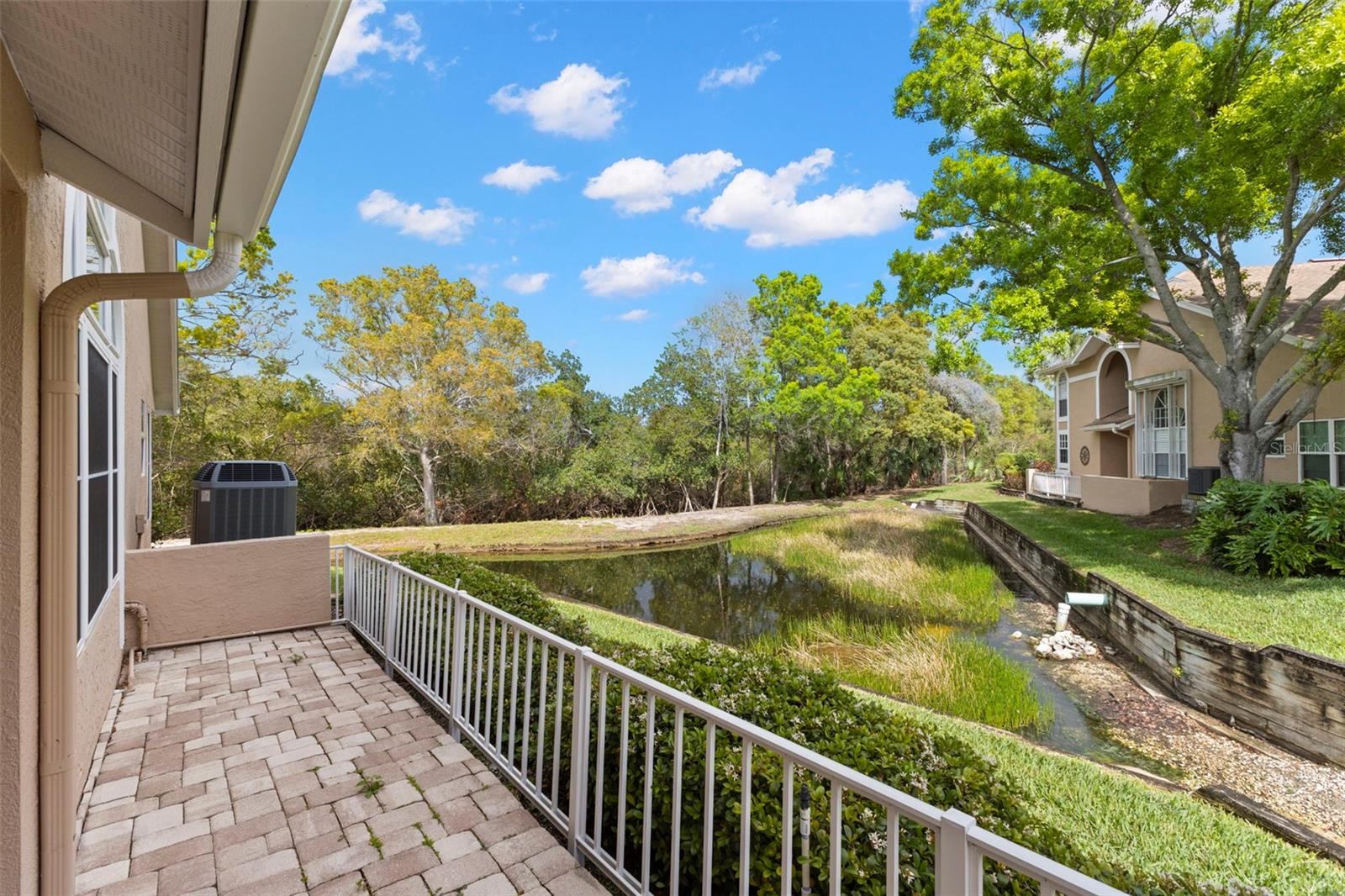 OVERLOOK - Residential