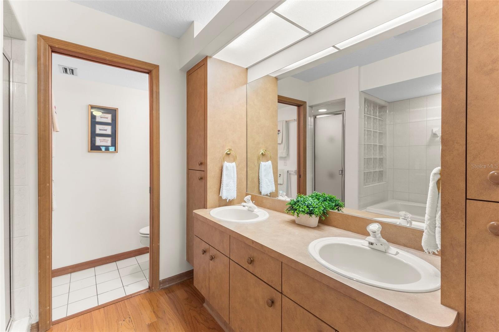 OVERLOOK - Residential