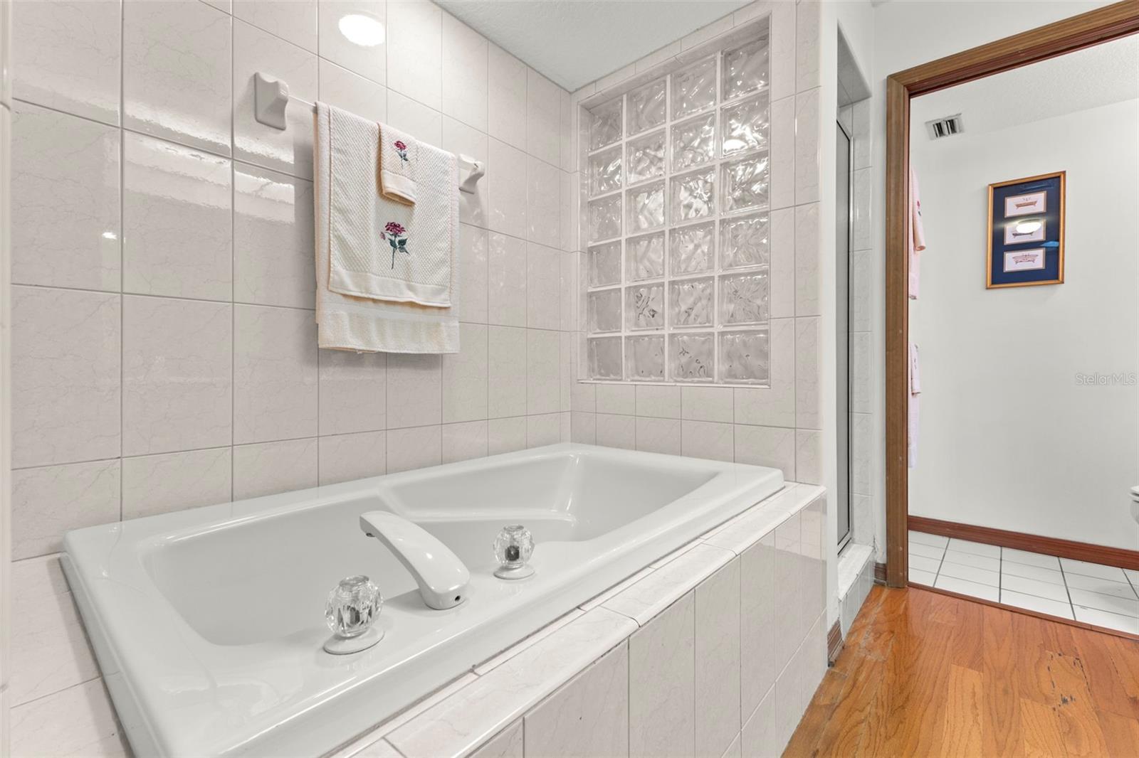 OVERLOOK - Residential