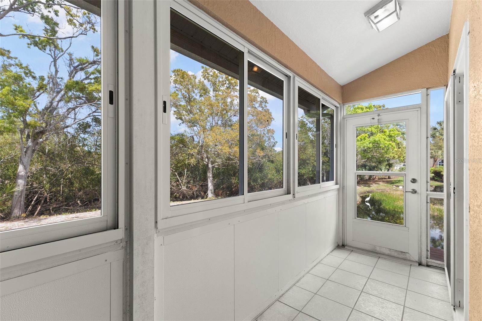 OVERLOOK - Residential