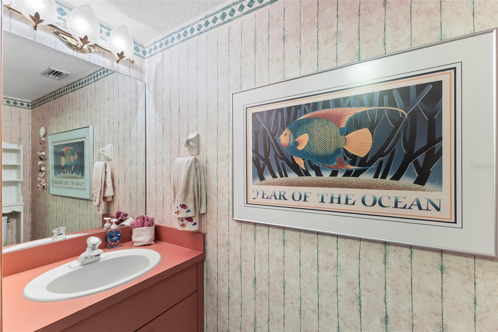 OVERLOOK - Residential