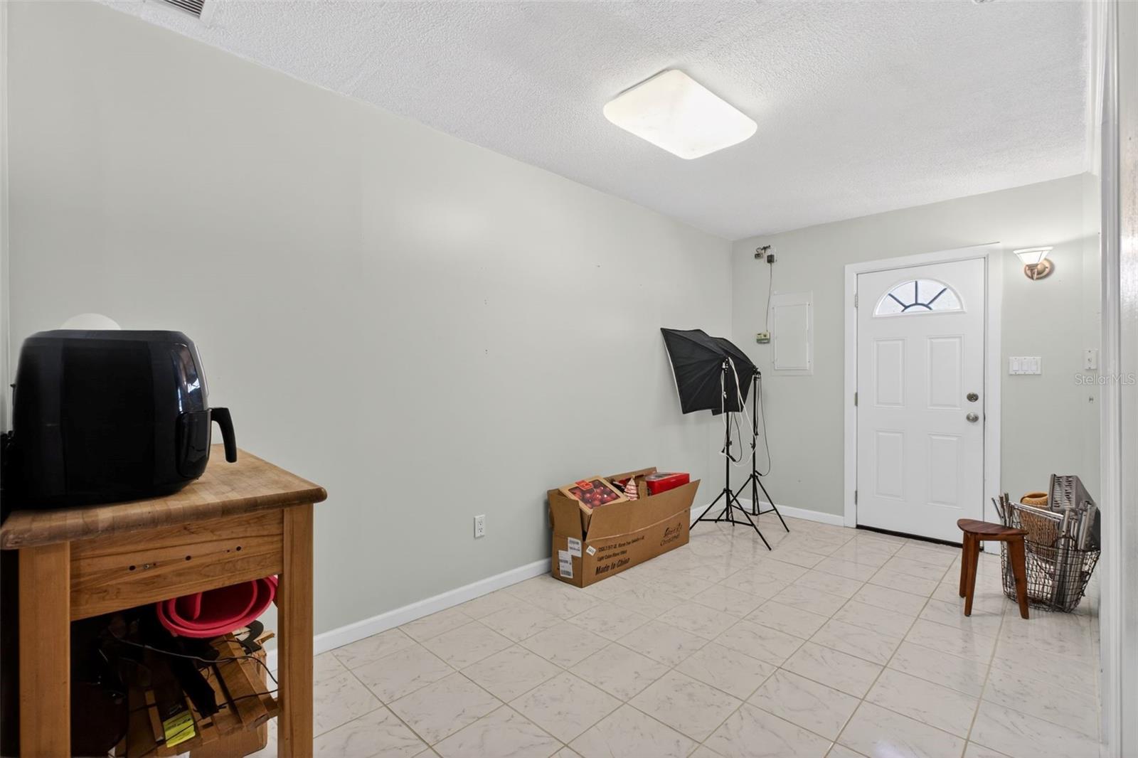 RABBITS RUN - Residential