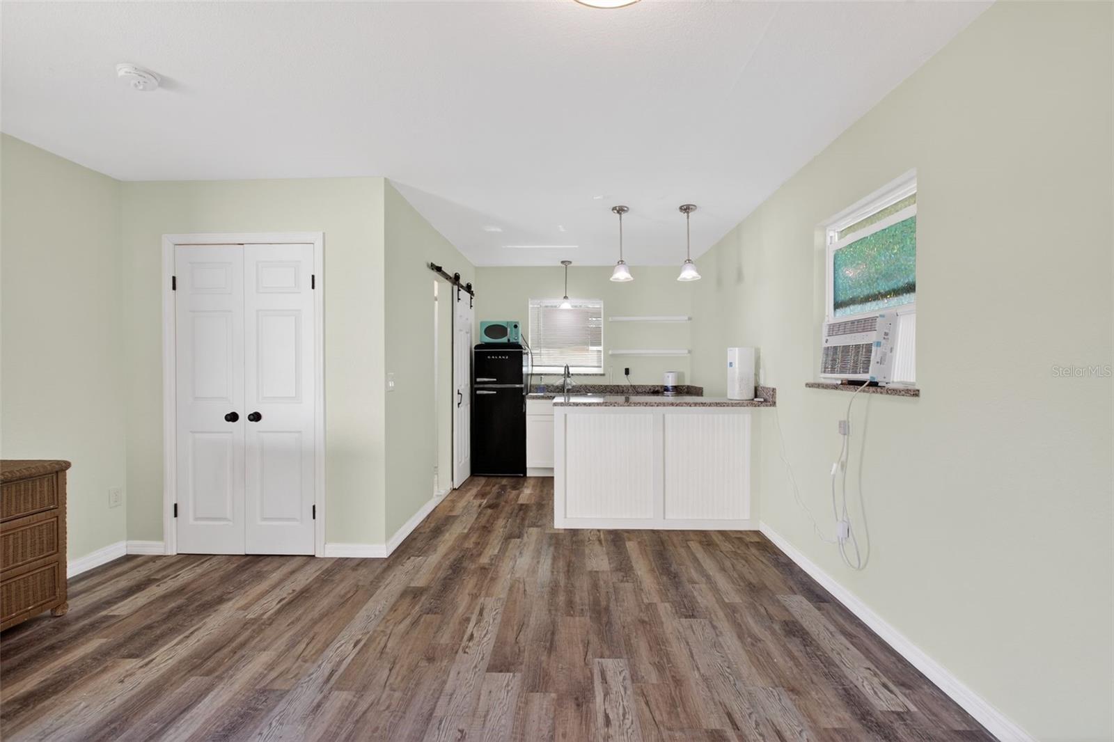 RABBITS RUN - Residential