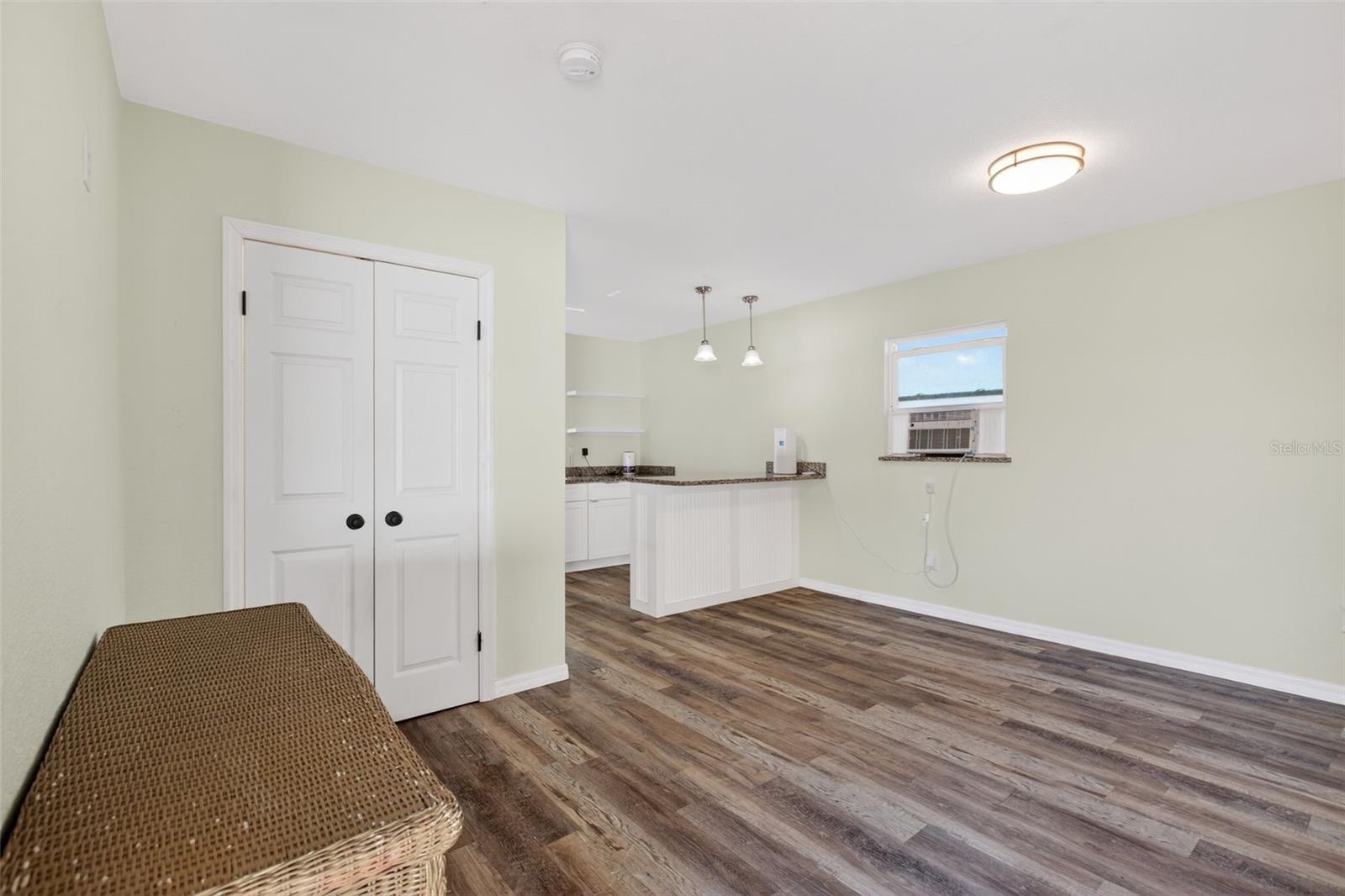 RABBITS RUN - Residential