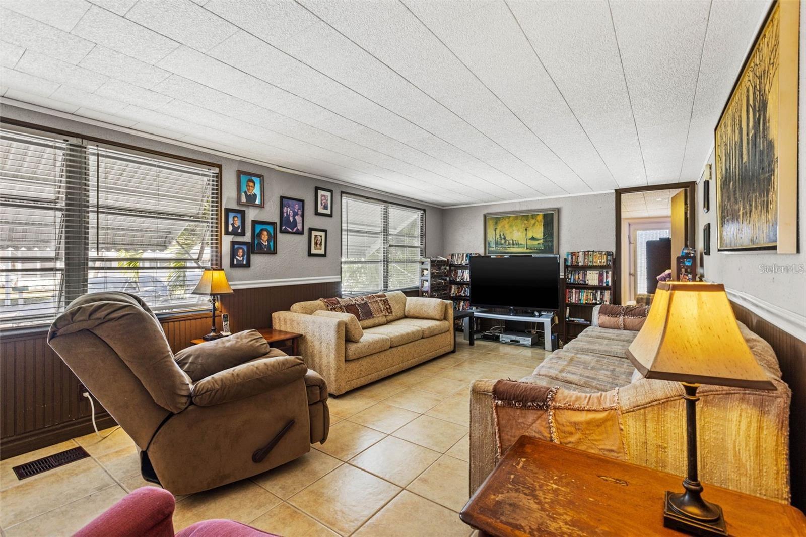 4851 W GANDY BOULEVARD B2L25