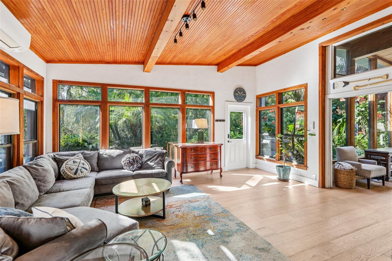 MAITLAND SHORES - Residential