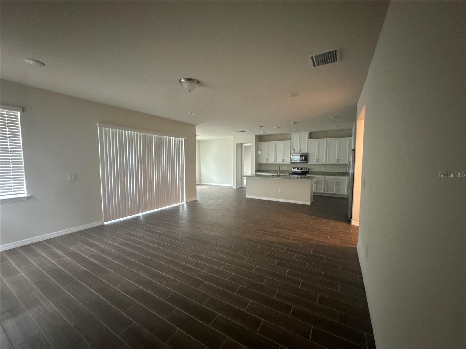 RESERVE/PRADERA PH 2 - Residential Lease