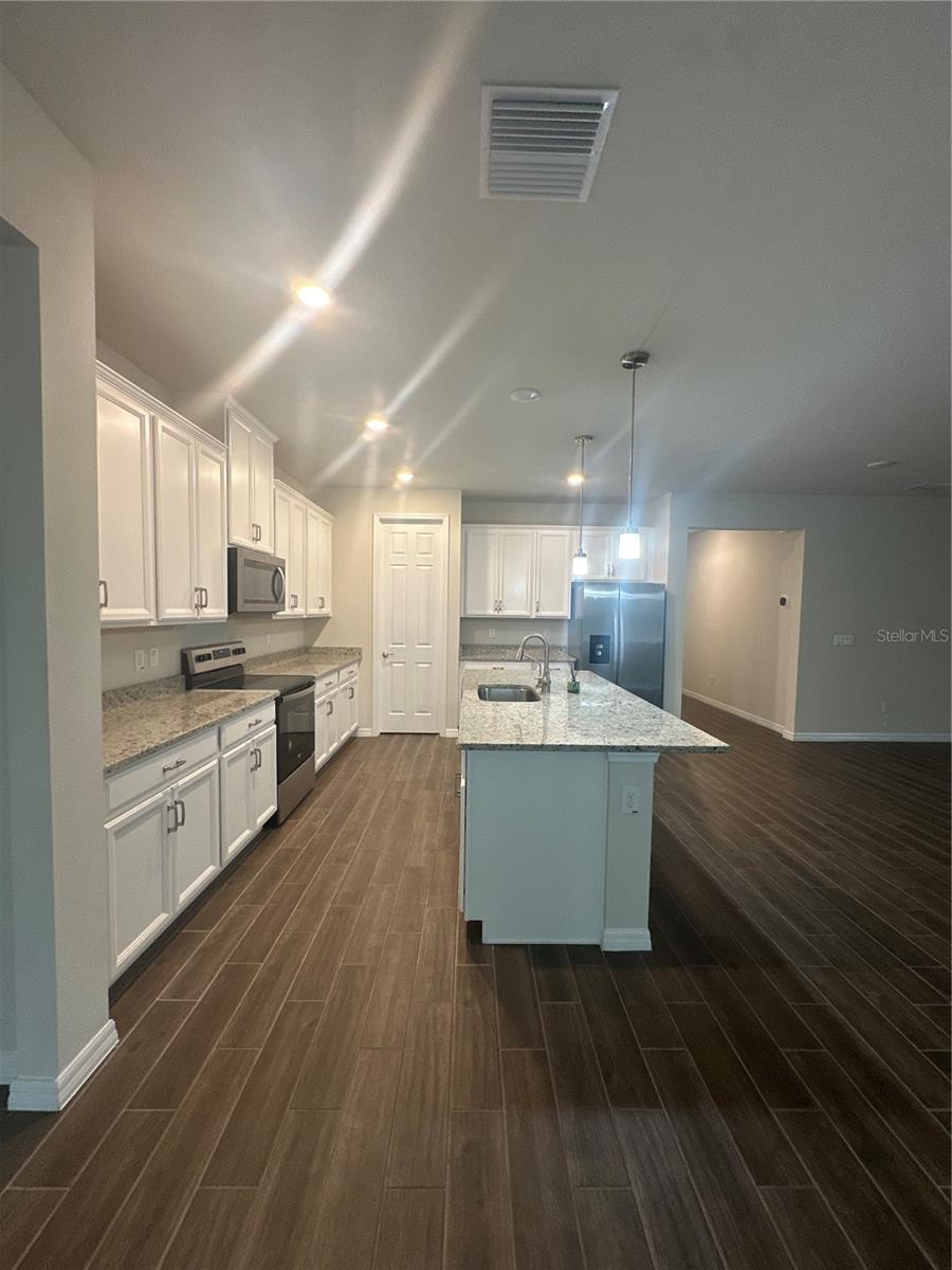 RESERVE/PRADERA PH 2 - Residential Lease