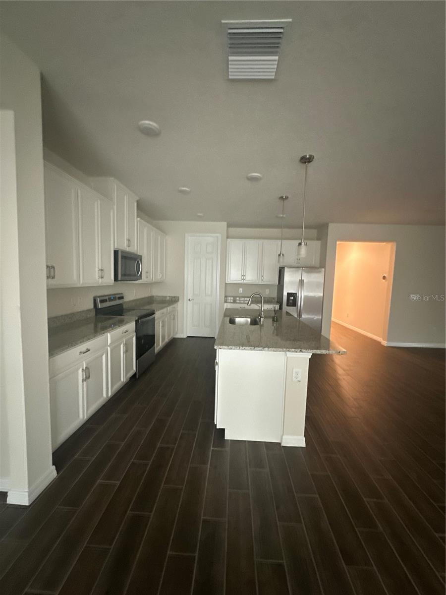 RESERVE/PRADERA PH 2 - Residential Lease