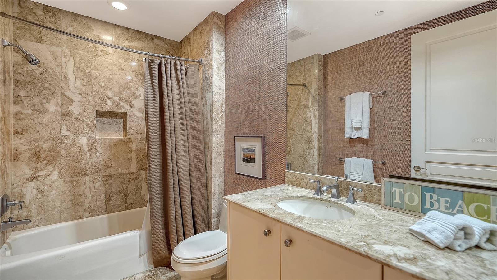 ORCHID BEACH CLUB RESIDENCES - Residential