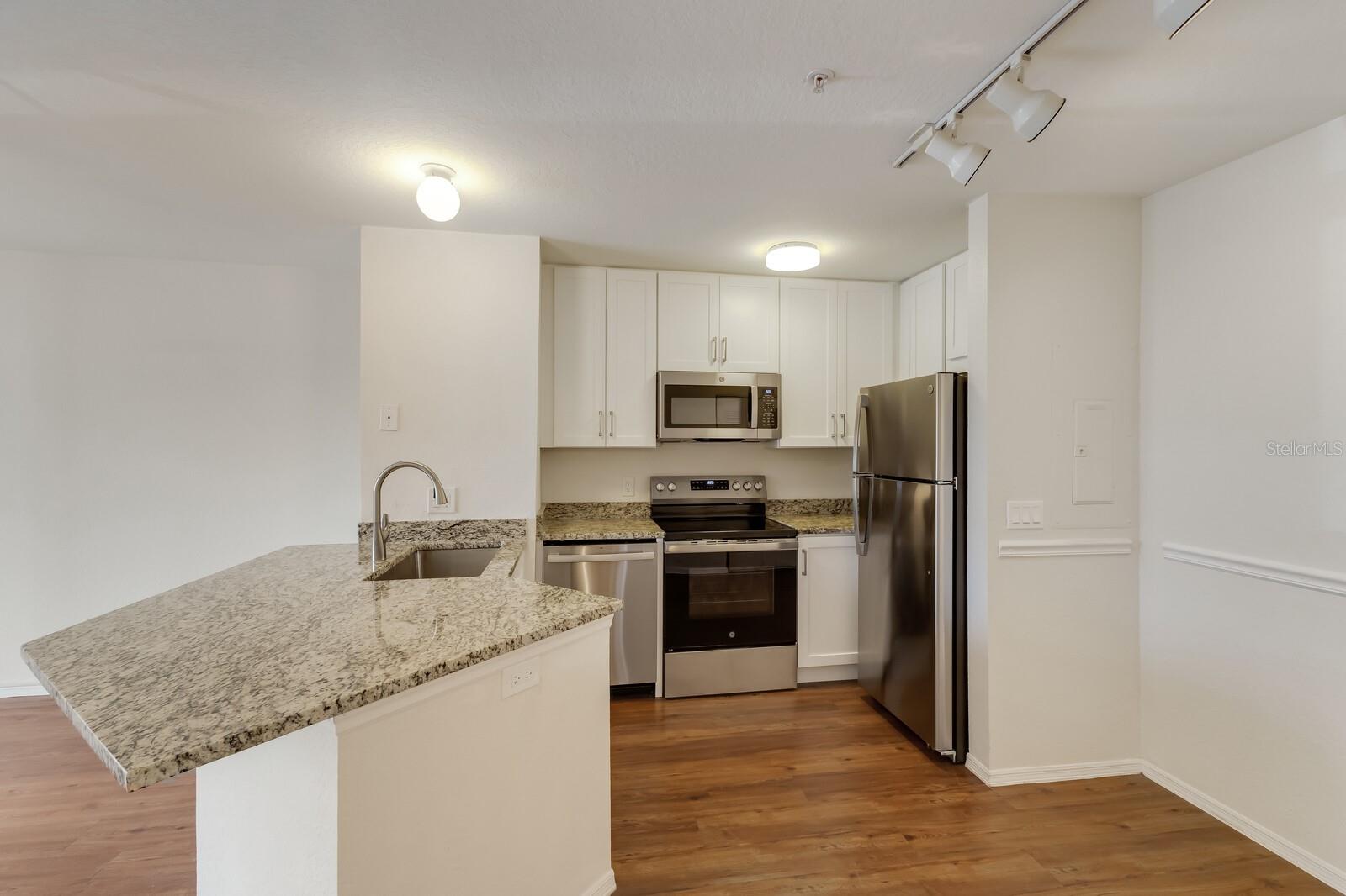 CENTRAL PARK SEC 2 PH 1 - Residential Lease