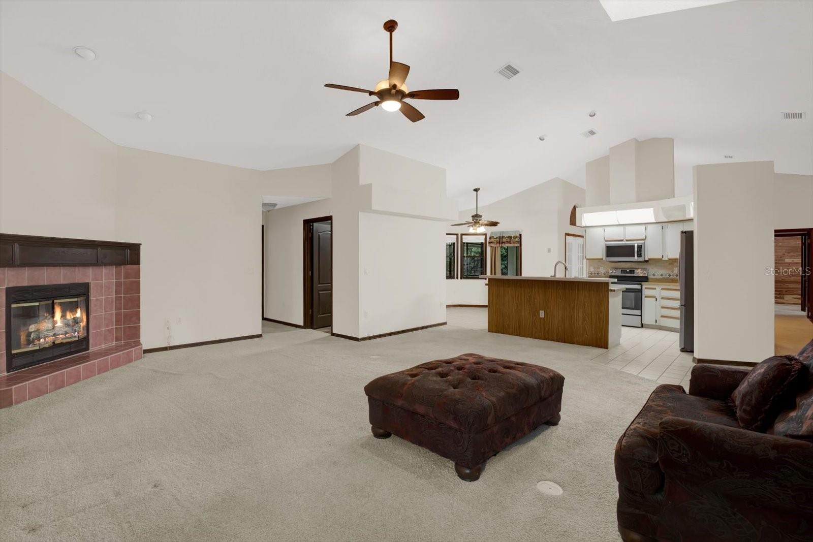 CANDLELIGHT - Residential