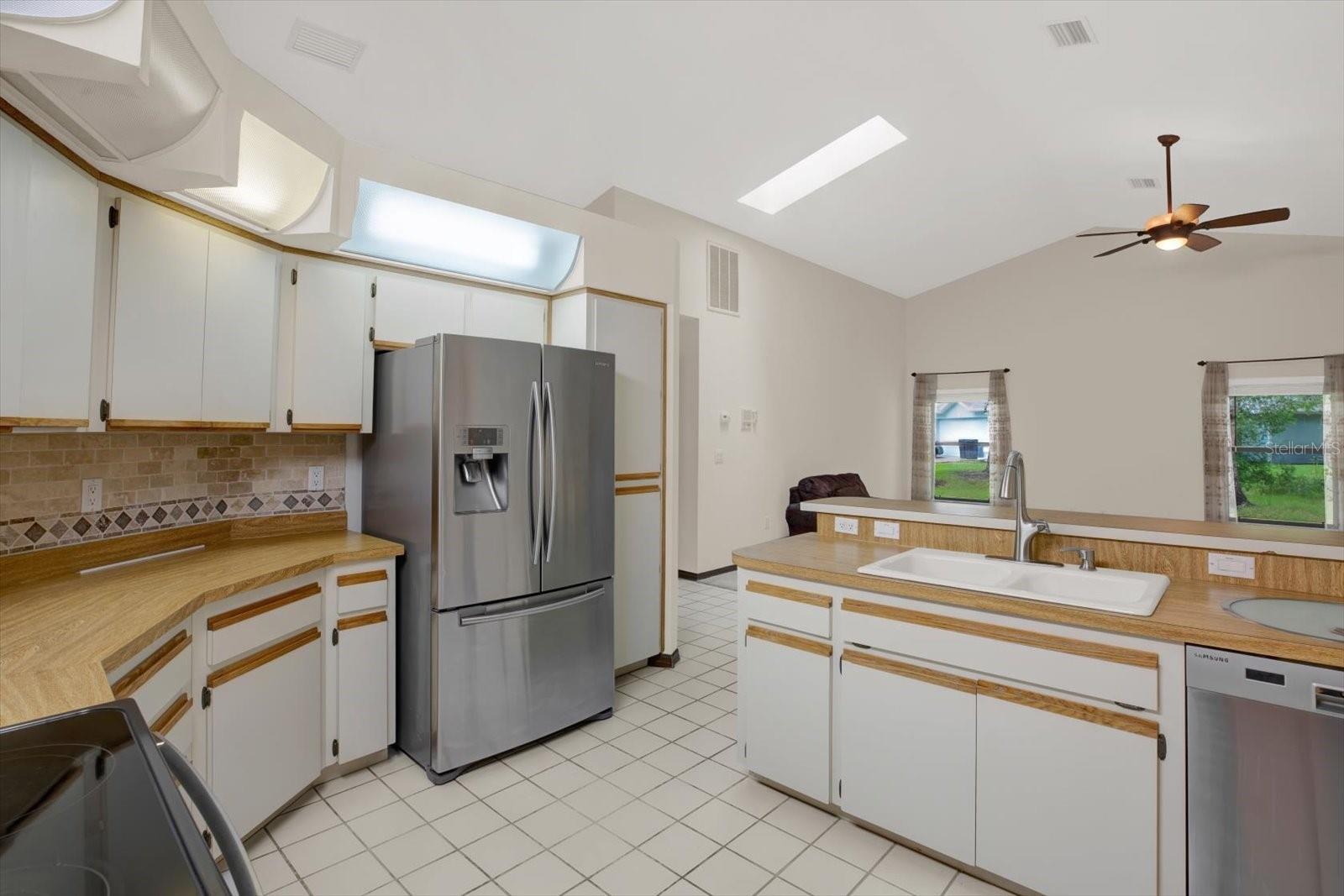 CANDLELIGHT - Residential