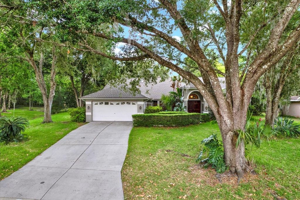 Photo of 642 Erin Way, Brooksville, FL 34601 (MLS # W7882901)