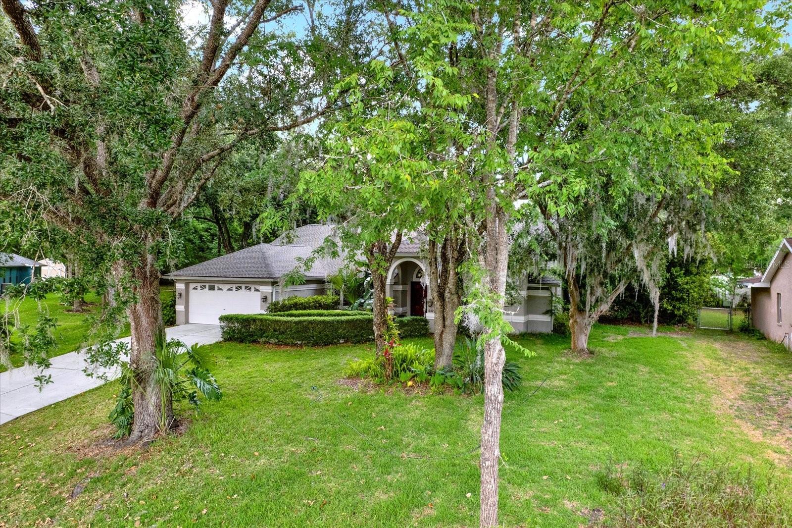 CANDLELIGHT - Residential