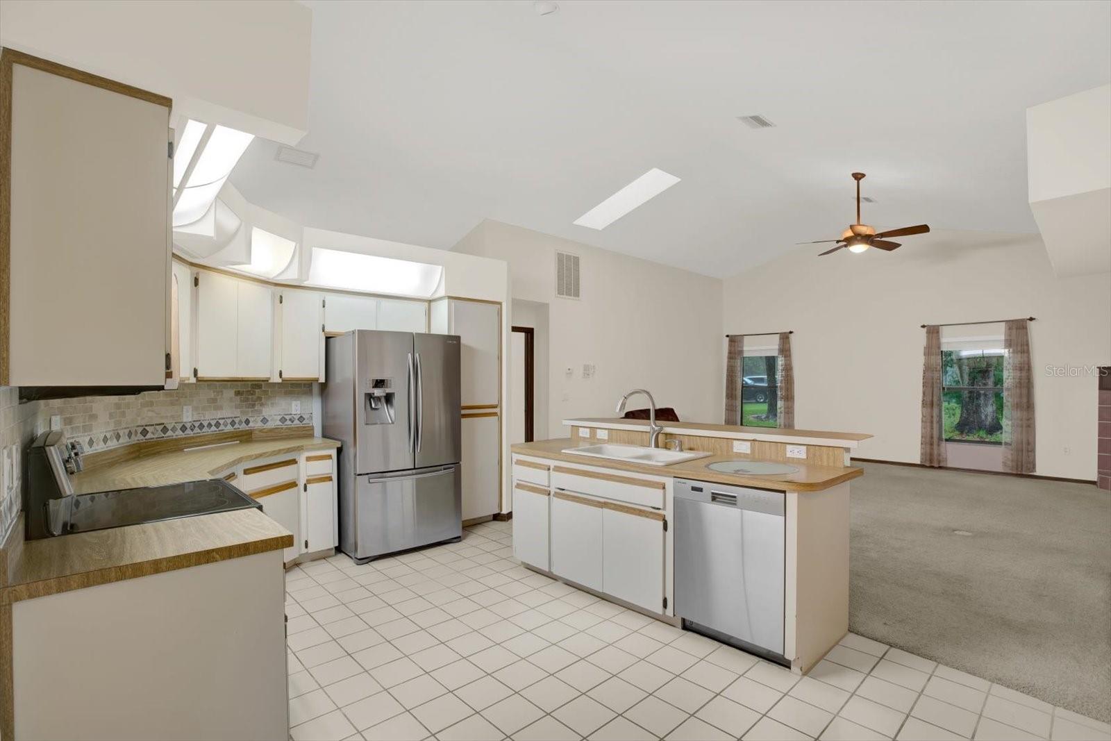 CANDLELIGHT - Residential