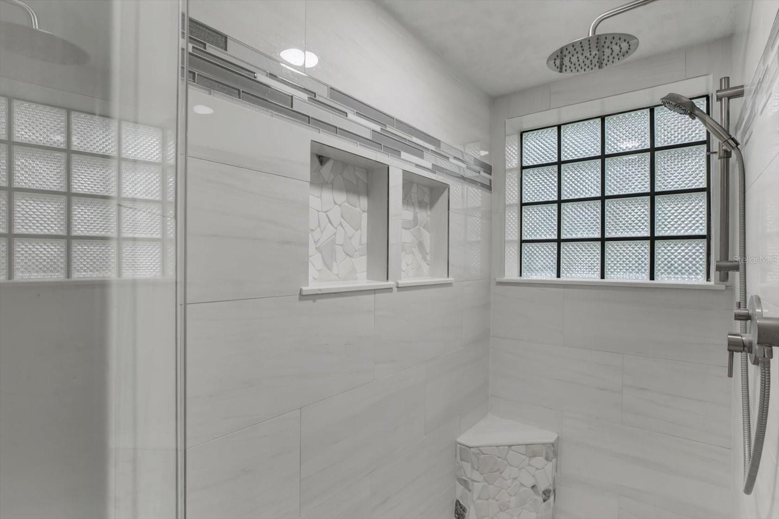 CANDLELIGHT - Residential