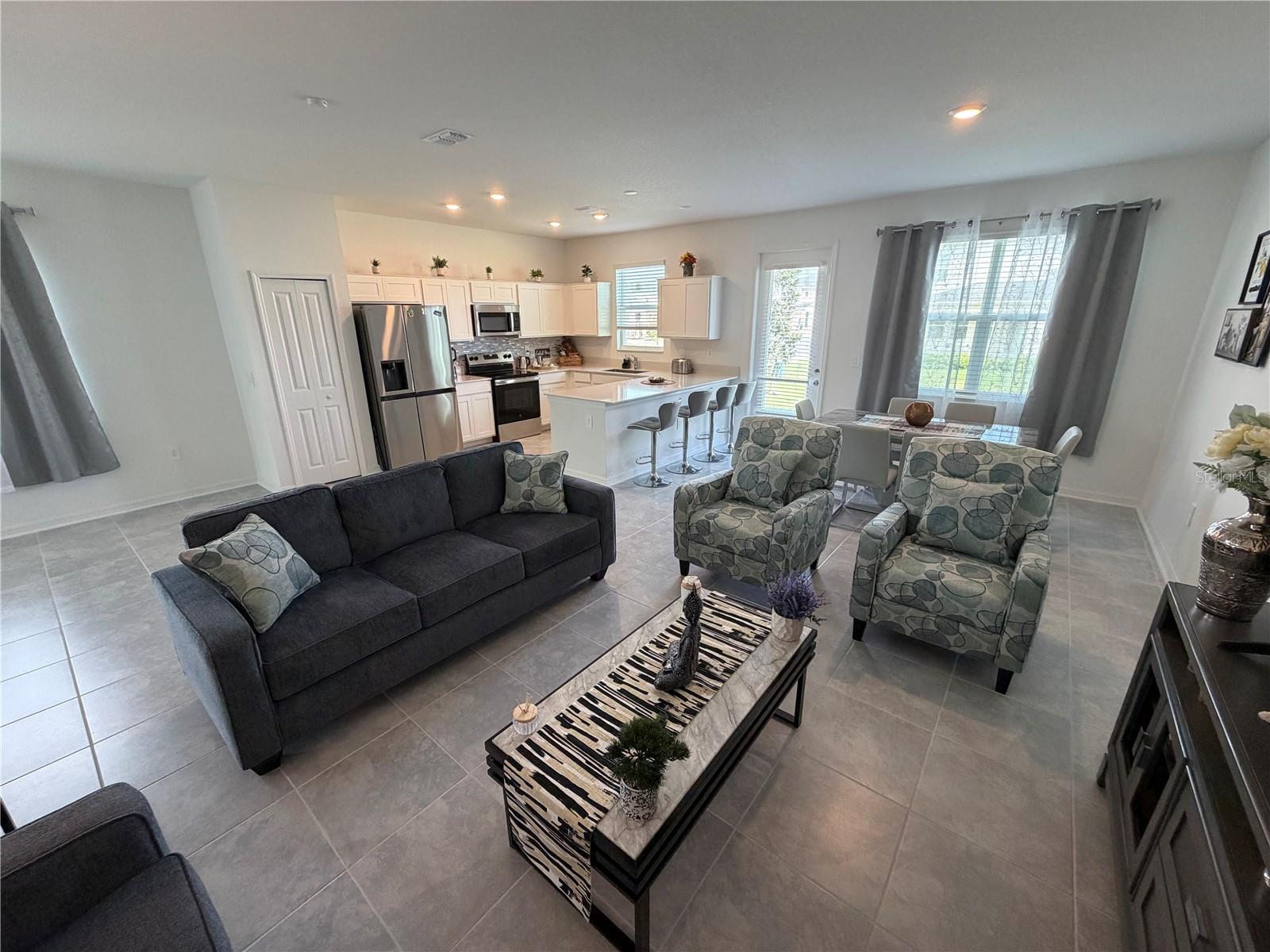 TRACT X - Residential Lease