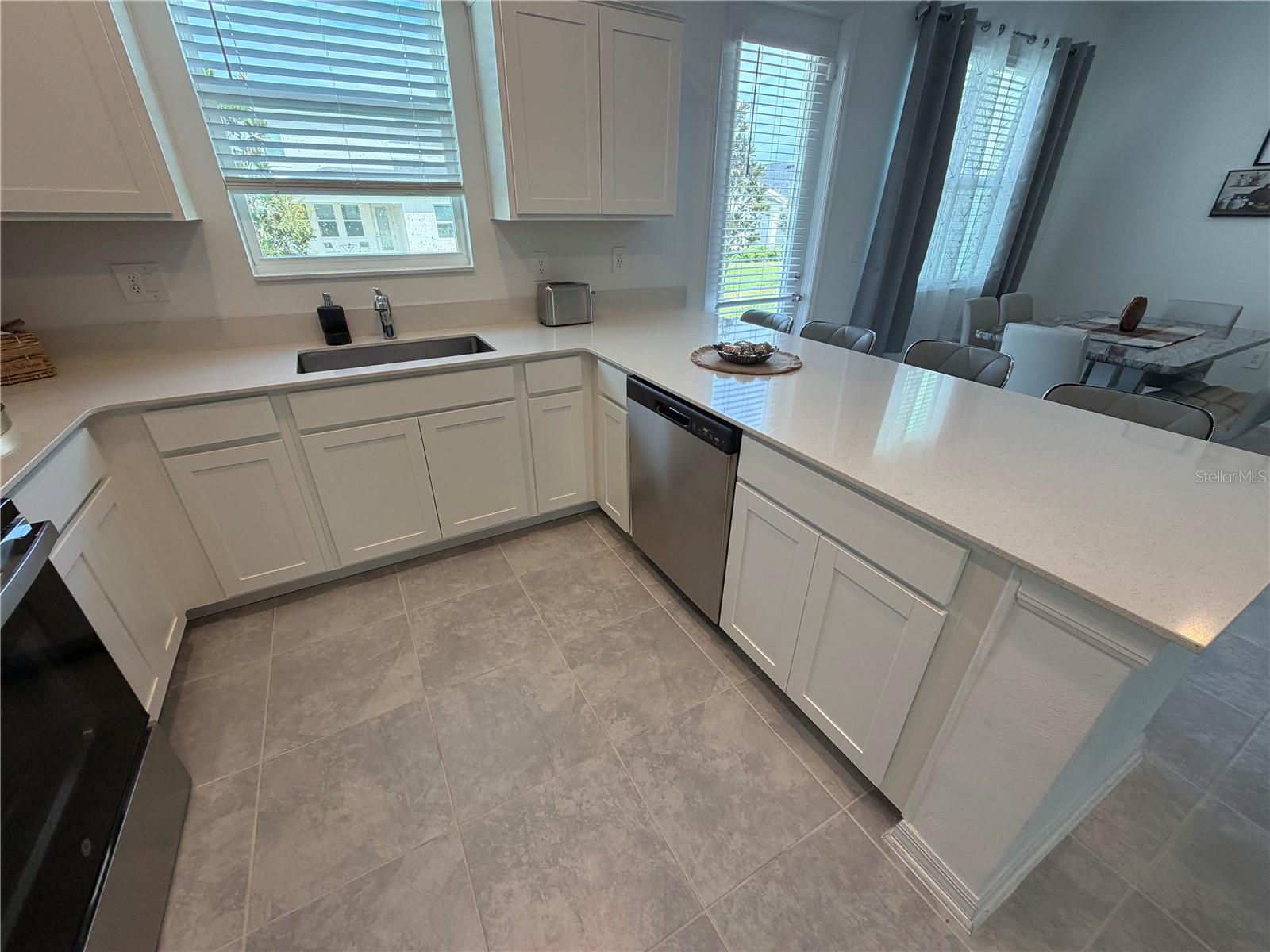 TRACT X - Residential Lease