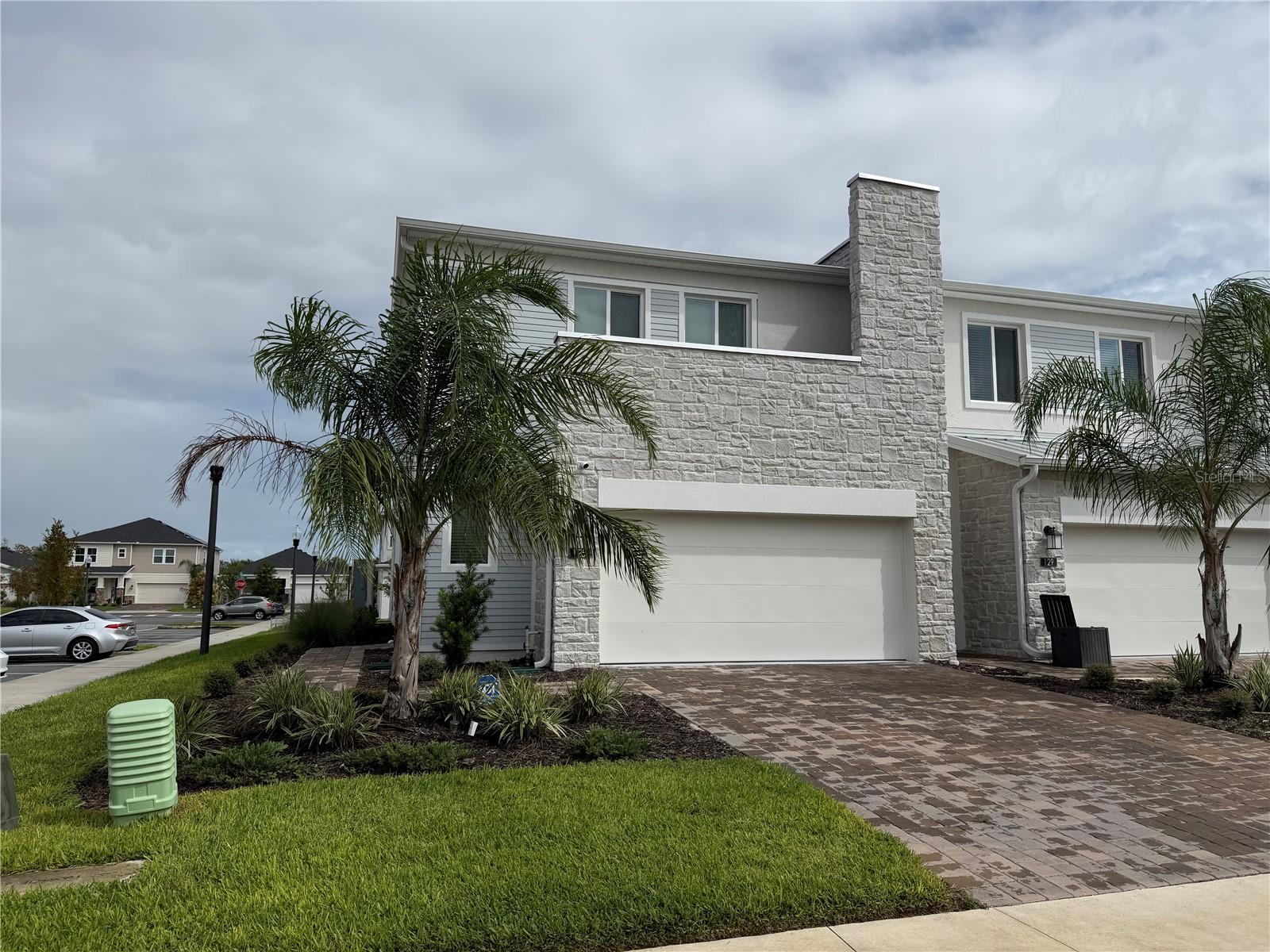 TRACT X - Residential Lease